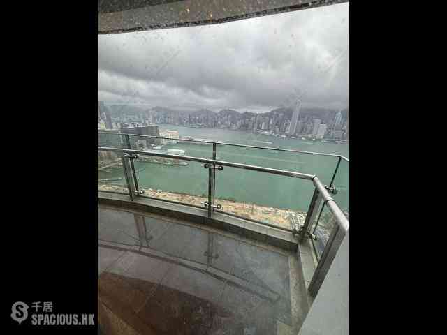 West Kowloon - The Harbourside Block 2 01