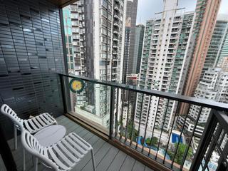 Sai Ying Pun - The Queens 03