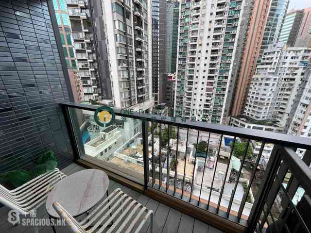 Sai Ying Pun - The Queens 03