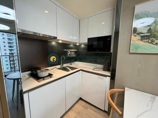 Sai Ying Pun - The Queens 04