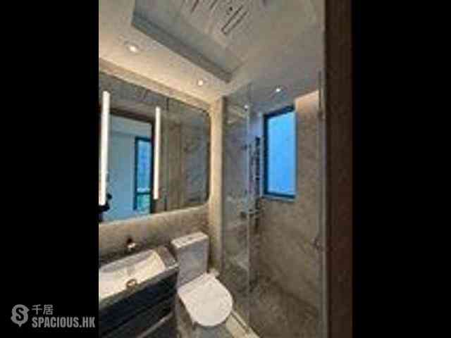 Sai Ying Pun - Des Voeux W Residence 05