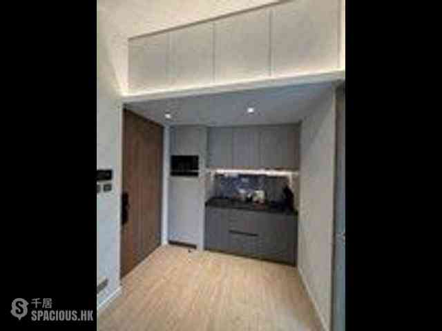 Sai Ying Pun - Des Voeux W Residence 06
