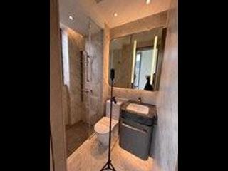 Sai Ying Pun - Des Voeux W Residence 04