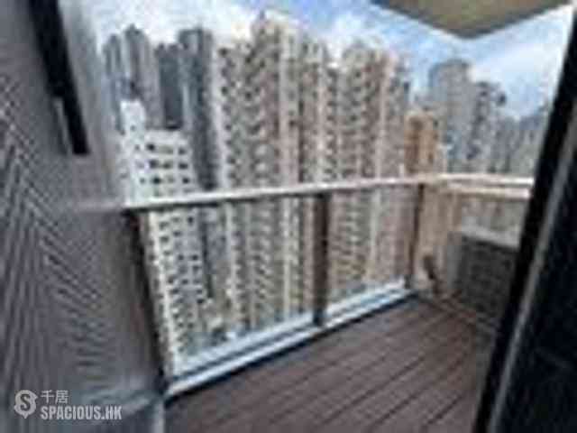 Sai Ying Pun - Des Voeux W Residence 02