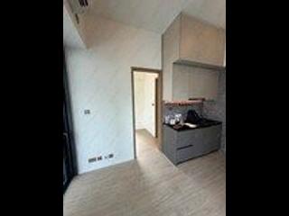 Sai Ying Pun - Des Voeux W Residence 03