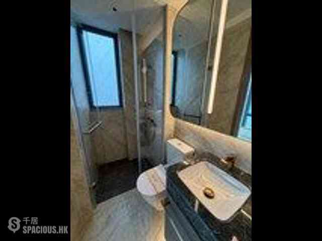 Sai Ying Pun - Des Voeux W Residence 05