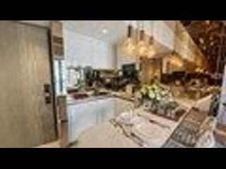 Sai Ying Pun - The Queens 04