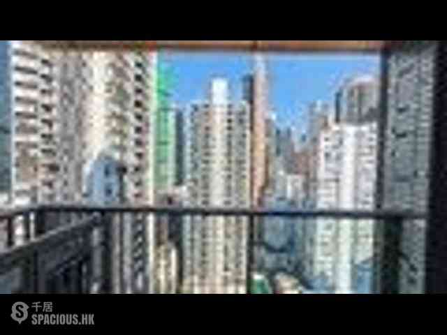 Sai Ying Pun - The Queens 07