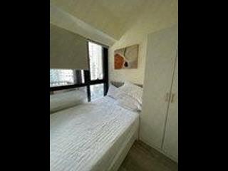Sai Ying Pun - The Queens 05