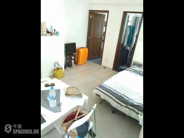 Sai Ying Pun - Ko Wang Court 04