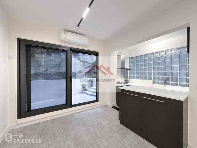 Happy Valley - Village Court 03