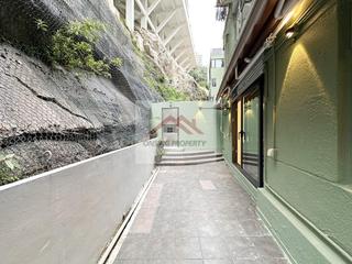 Happy Valley - Village Court 05