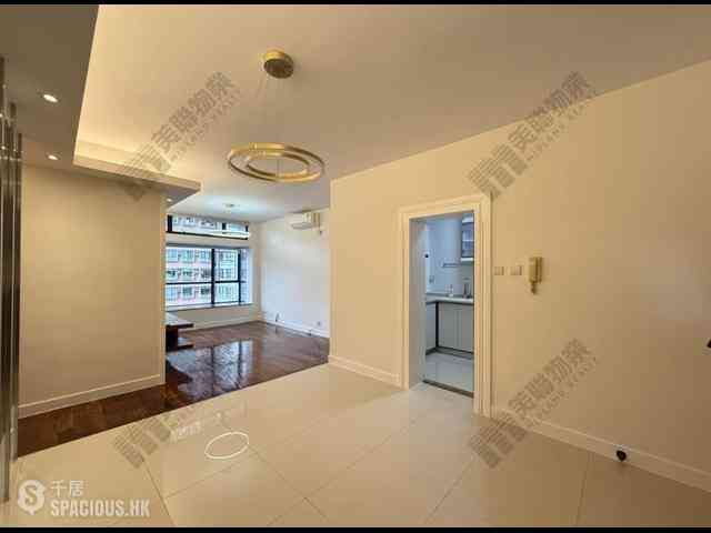 Mid Levels Central - Scenecliff Block 2 02