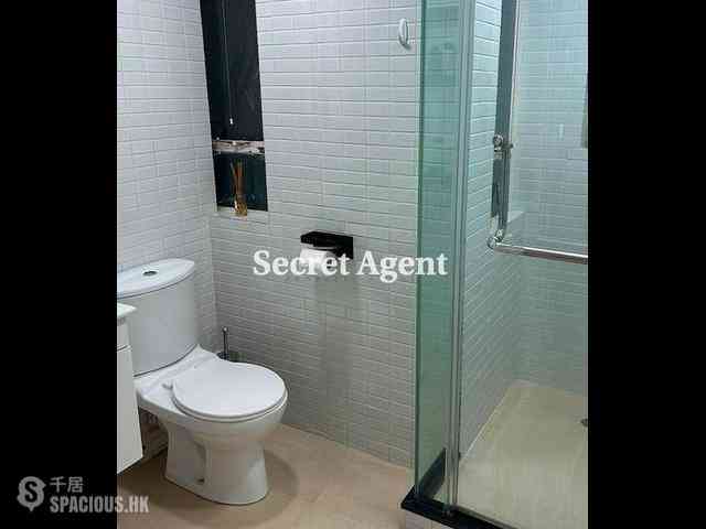 Central - 77-81, Hollywood Road 07