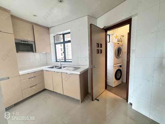 Mid Levels Central - Hillsborough Court 13