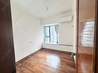 Mid Levels Central - Hillsborough Court 04