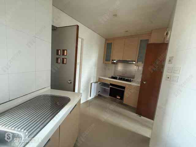 Mid Levels Central - Hillsborough Court 10