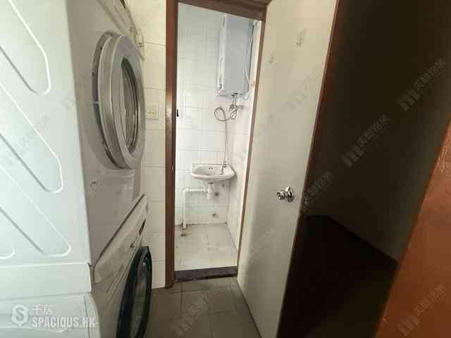 Mid Levels Central - Hillsborough Court 17