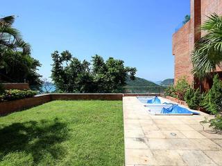 Repulse Bay - The Somerset 02
