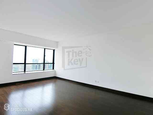 Mid Levels Central - Clovelly Court 03