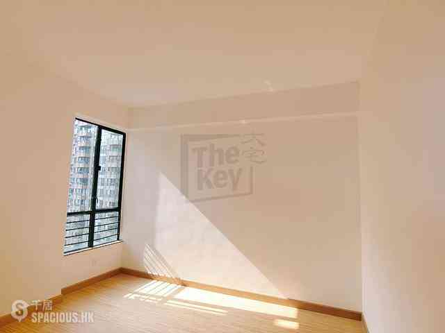 Mid Levels Central - Clovelly Court 07