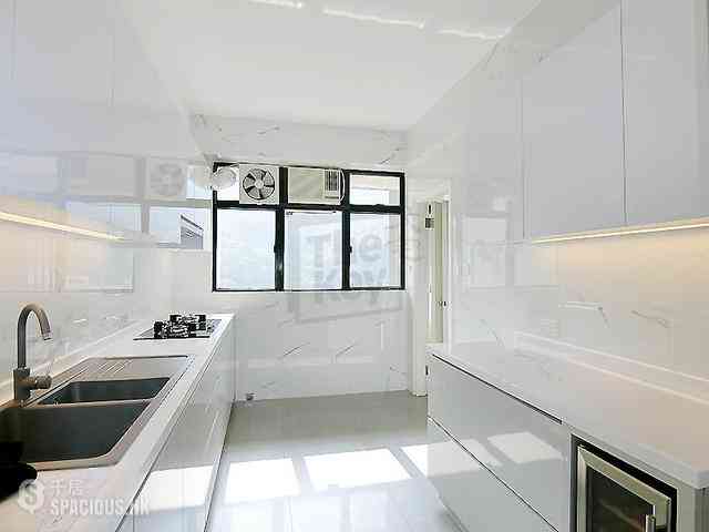 Mid Levels Central - Clovelly Court 10