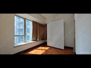 Wan Chai - The Avenue Phase 2 Block 3 08