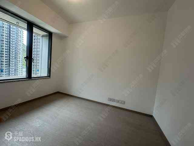 Wong Chuk Hang - The Southside Phase 3B Blue Coast Tower 2A 08