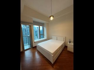 Wan Chai - The Avenue Phase 1 04
