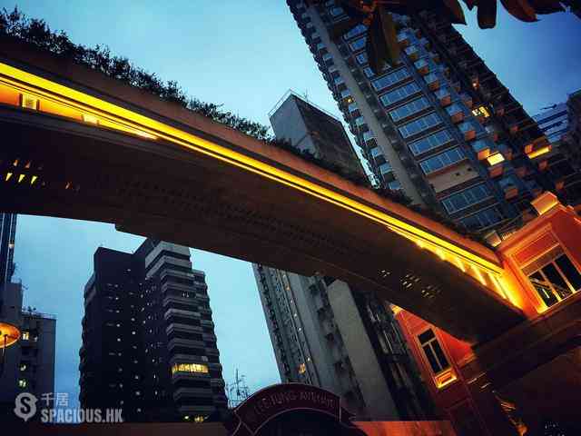 Wan Chai - The Avenue Phase 1 09