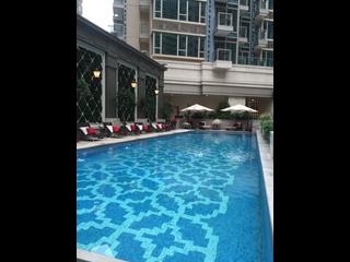 Wan Chai - The Avenue Phase 1 08