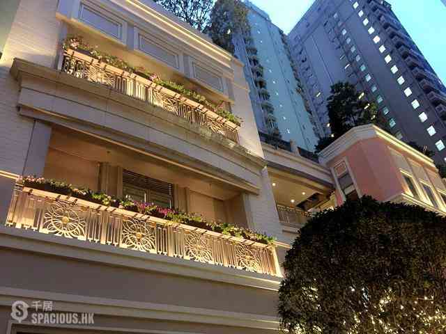 Wan Chai - The Avenue Phase 1 11