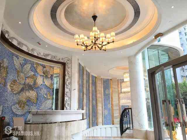 Wan Chai - The Avenue Phase 1 14