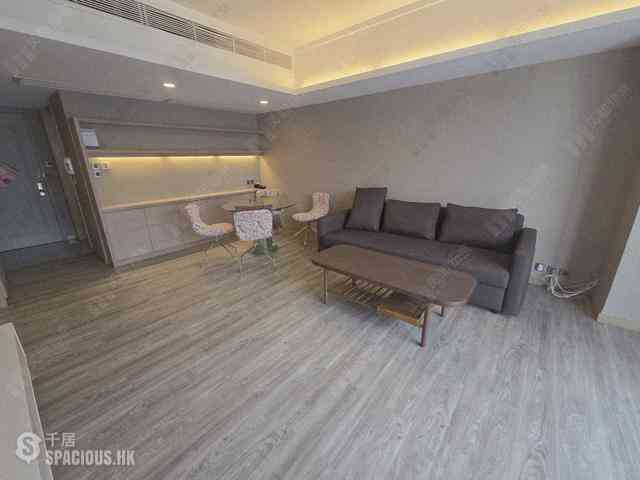 Wan Chai - Convention Plaza Apartments 05