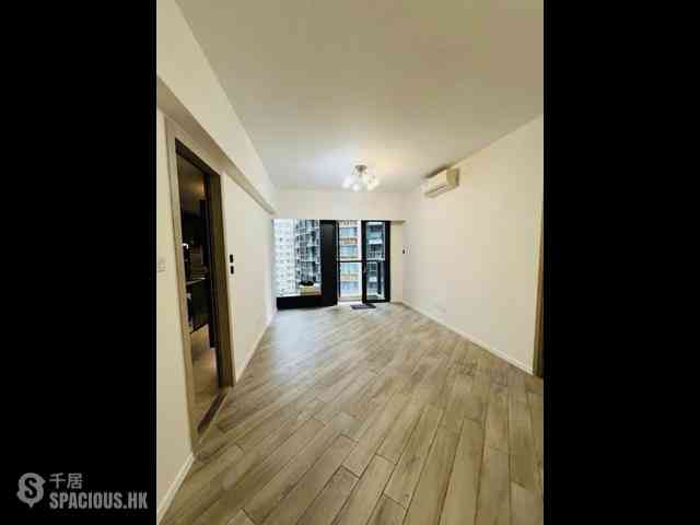 North Point - Fleur Pavilia Tower 2 05