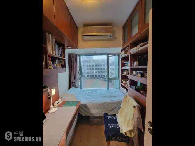 Tsim Sha Tsui - The Victoria Towers Tower 3 05
