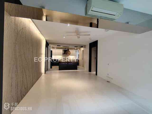 Mid Levels West - Peace Court 03