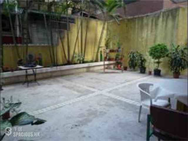 Soho - Lilian Court 09