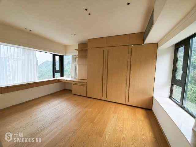 Mid Levels Central - Tavistock II 10