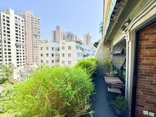 Mid Levels West - Fook Wah Mansions 03