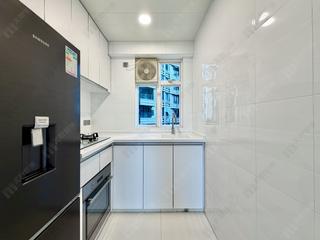 Tsuen Wan - On Fung Building 11