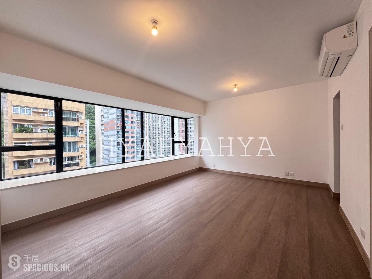 Mid Levels Central - 62B, Robinson Road 01