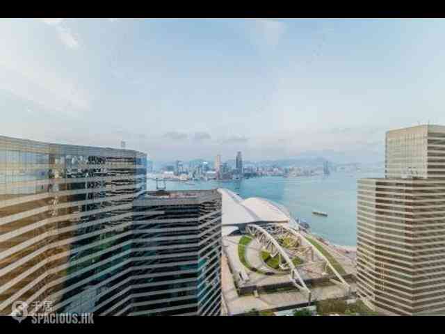 Wan Chai - Convention Plaza Apartments 04