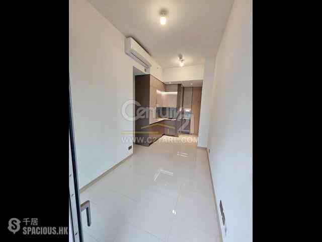 Sai Ying Pun - Upper Manor 06