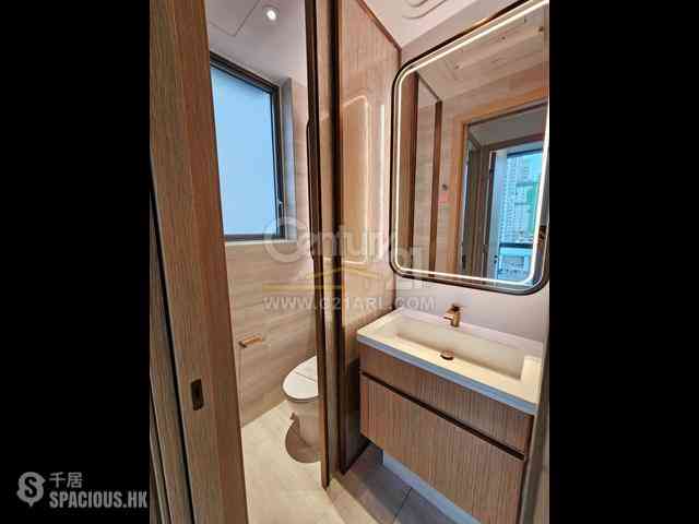 Sai Ying Pun - Upper Manor 11