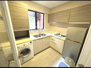 Mid Levels West - Primrose Court 03