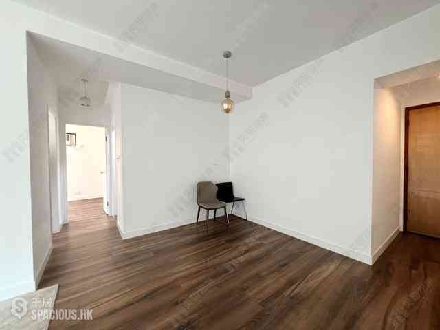 Mid Levels Central - Hillsborough Court 02