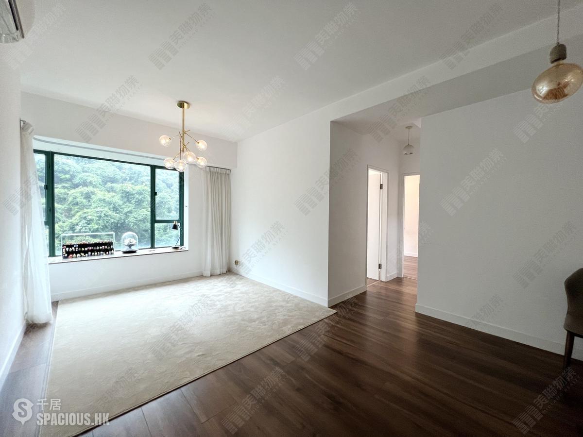 Mid Levels Central - Hillsborough Court 01