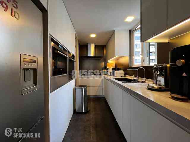 Tai Hang - Yick King Building 03
