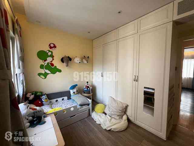 Tai Hang - Yick King Building 06